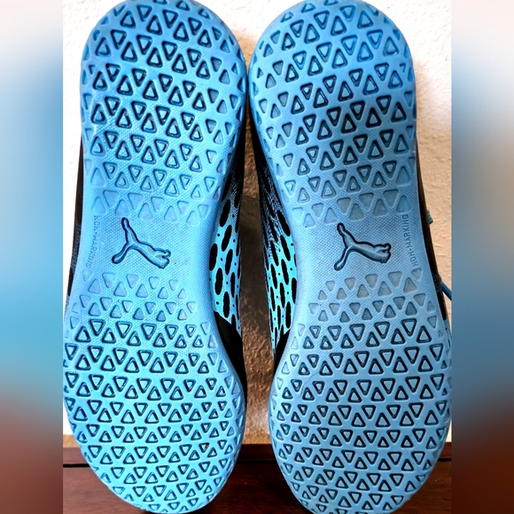 Kids Blue and Black Puma Sneaker size 4C - Picture 8 of 11